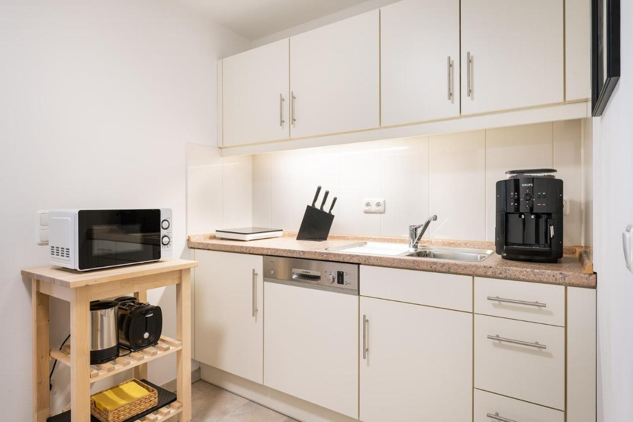Marienplatz 2 Bedrooms Living Kitchen * Munich